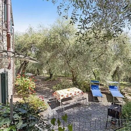 Holiday home Casa Paola E Del Poeta