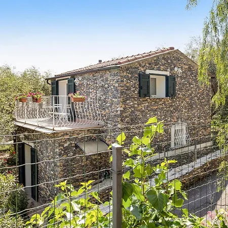 別荘 Casa Paola E Del Poeta